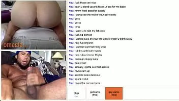 Play Gorgeous white girls playing with pussies
