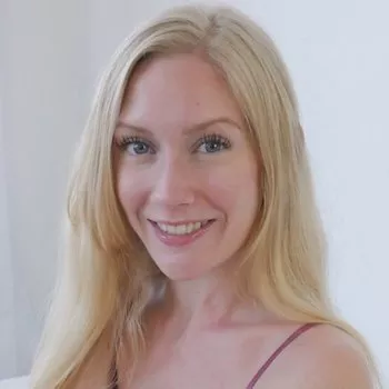قناة Emma Starletto