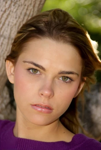 قناة Meggan Powers