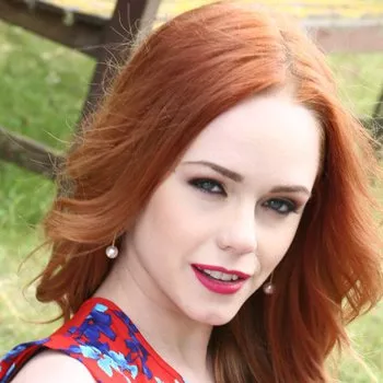 Pornstar Ella Hughes