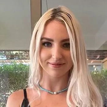 अभिनेता Britt Blair